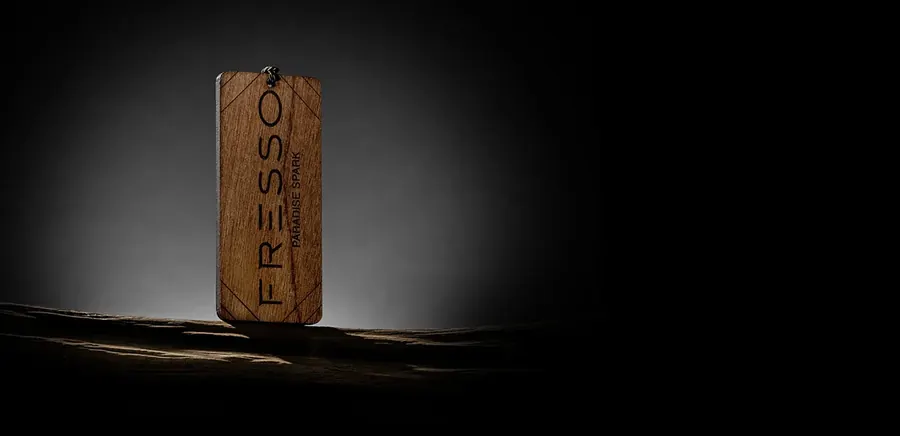 Hölzerne Duftanhänger FRESSO